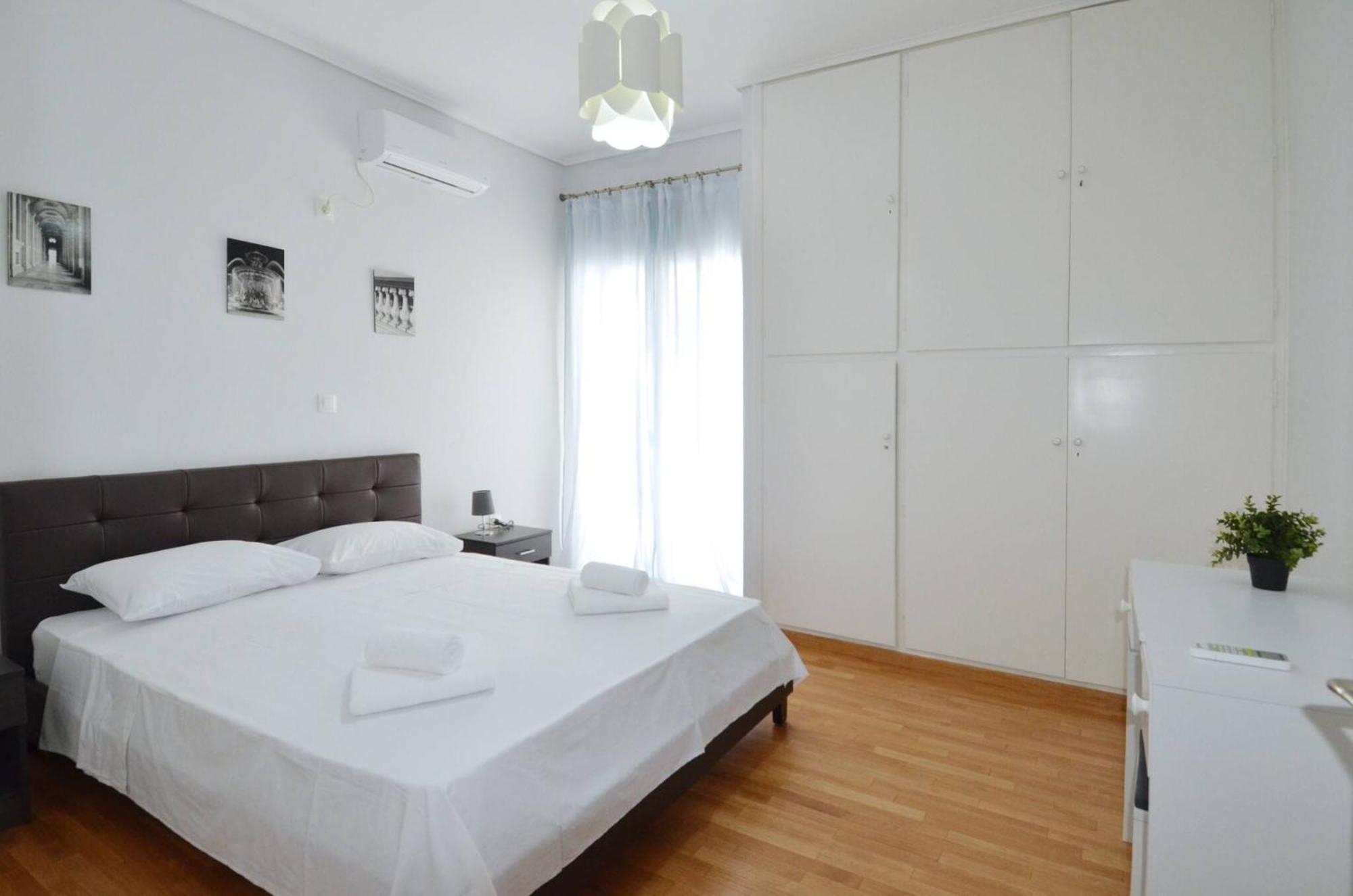 A Spacious Minimal Apatment At Chalandri Αθήνα Εξωτερικό φωτογραφία